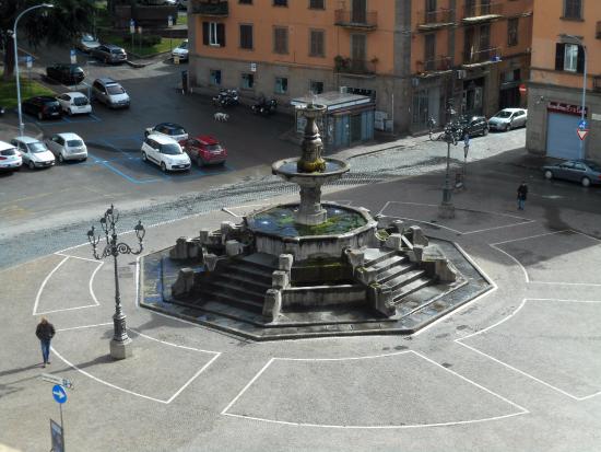 Tour delle acque: viaggio fra le più belle fontane di Viterbo 7 fontana di piazza della
