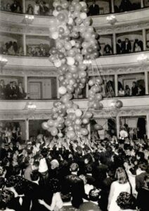 Da quanto tempo esiste il Teatro dell’Unione? 4 207443175 4300315920029634 220670378144200024 n